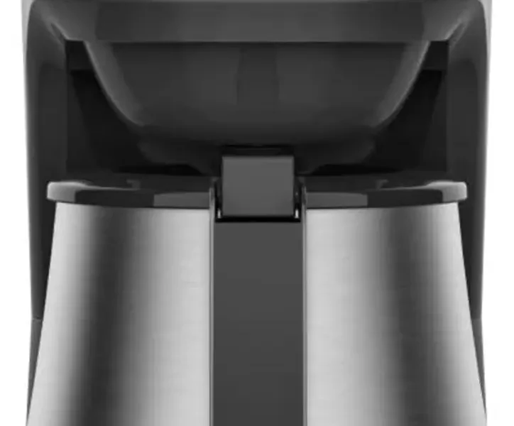 Cafeteira elétrica Electrolux ECM22 com jarra de aço inox e acabamento em aço inoxidável escovado.