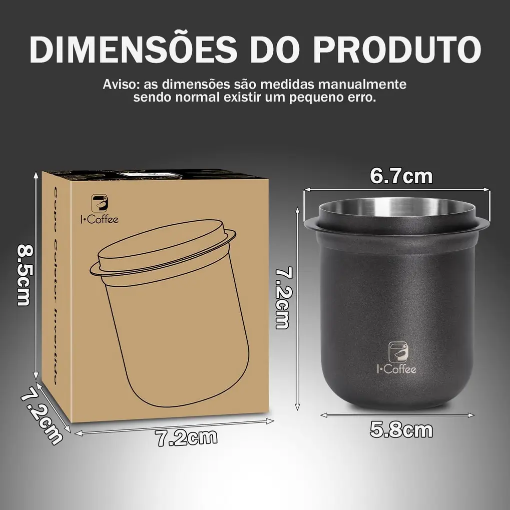 Mão utilizando o tamper iCoffee para compactar o pó de café em um porta-filtro de 58mm.