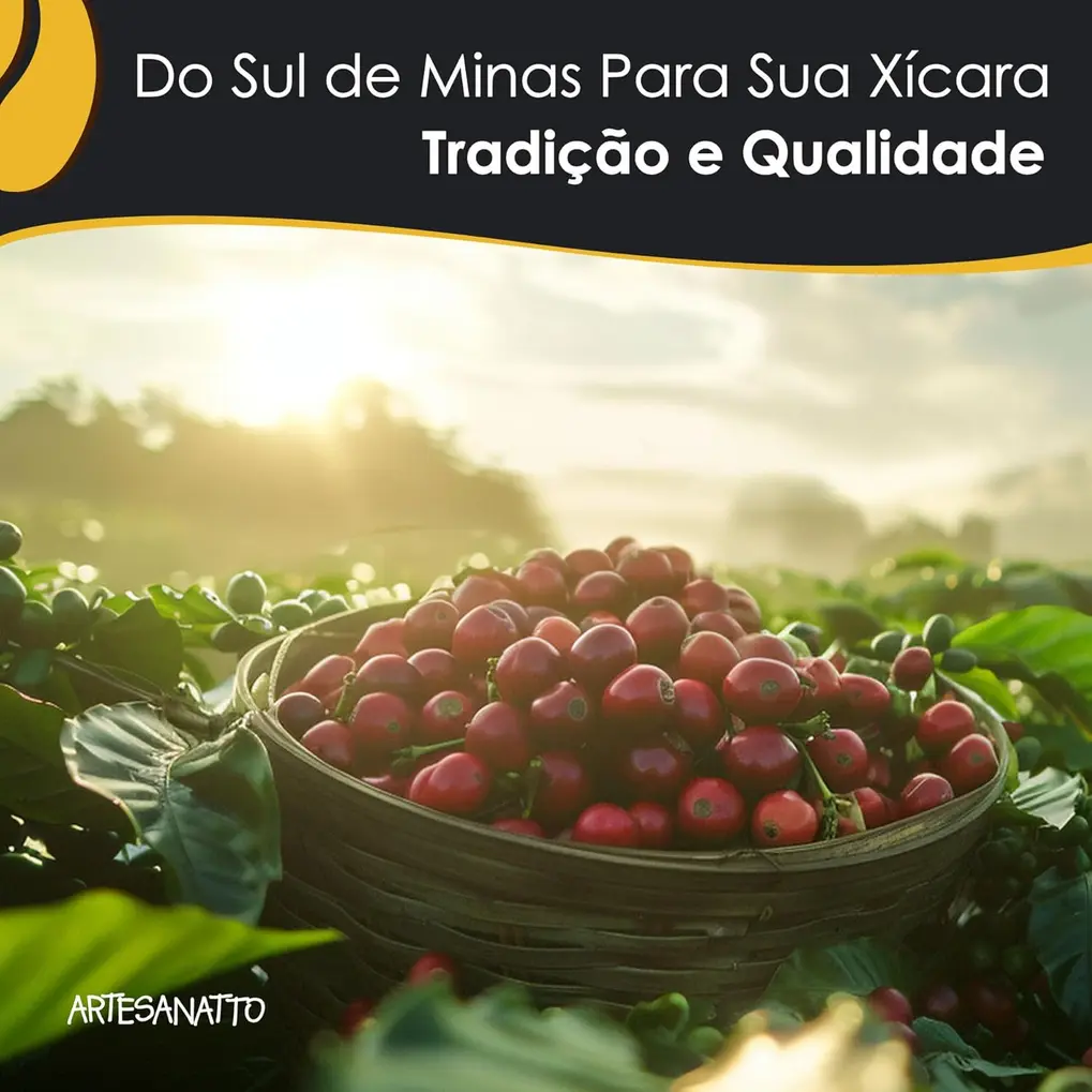 Xícara de café espresso com uma crema dourada e densa, com alguns grãos de café espalhados na superfície