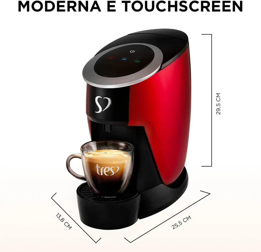 Detalhe do painel touchscreen e compartimento de cápsulas da Cafeteira 3 Corações TRES Touch Vermelha.